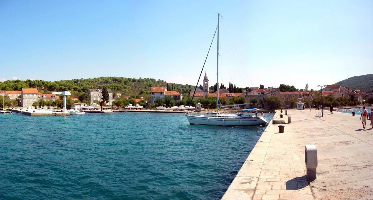 Apartmani Fortuna Zlarin Bagian luar foto